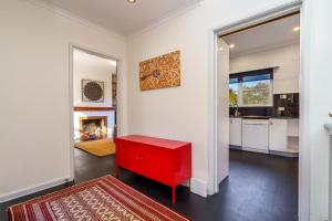 Classic 2BR with Modern Touch and Garden - Hosted by Canstay