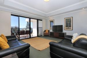 501 Pacific Reef