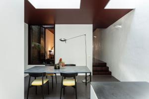 The Art House, Alexandria Isyd