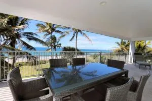 Horizons Unit 4 Beachfront Unit - Hollands