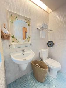 Comfort Triple Shower
