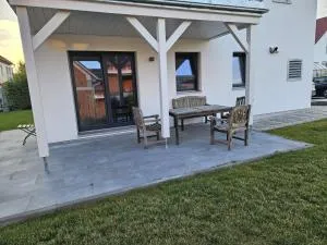 Ferienwohnung Auszeit - Schernfeld