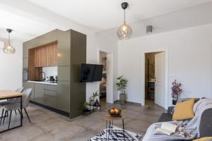 Honoris Apartment - Brand new - Private parking - 90 m from the beach- Terrace