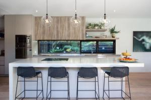 La vie en Rose, Rose Bay IH