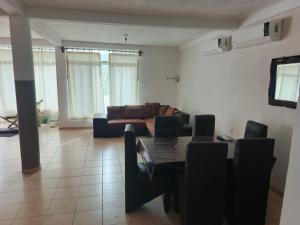 Casa de descanso, poblado casitas, frente al mar