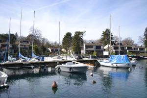 Le bonheur les pieds dans leau