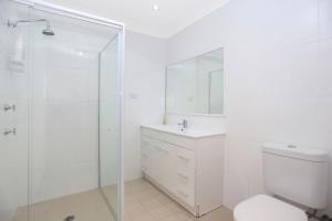 Coastal Calm on Cooloon