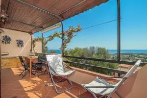 Bouganville House - Agrustos