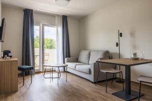 Hotels Hotel des Thermes des Fumades : photos des chambres