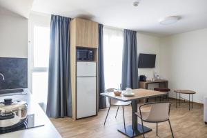 Hotels Hotel des Thermes des Fumades : photos des chambres