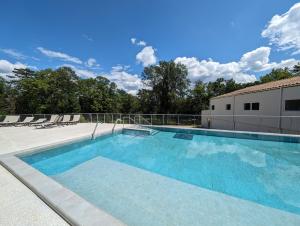Hotels Hotel des Thermes des Fumades : photos des chambres