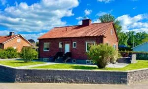 Hus nära naturen och sjö - Orkelljunga