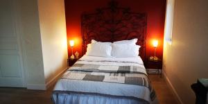 B&B / Chambres d'hotes La Cour Du Puits Chambre Victor : Chambre Familiale