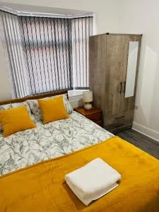 Chaucer House Retreat - Leicester - Oadby