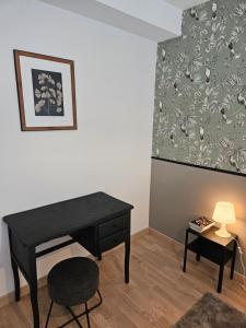 Appartements Hippolyte - Magnifique appartement en centre-ville : photos des chambres