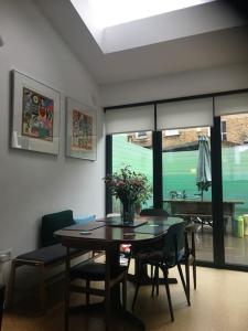 Clapham, London 4 bedroom family house