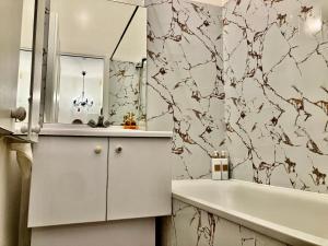 Appartements Gold Hotel - Paris-Disney Studio : photos des chambres