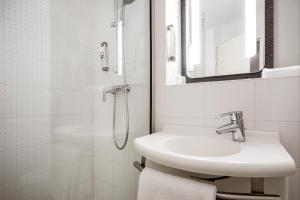 Hotels ibis Saint-Denis Stade Ouest : Chambre Lits Jumeaux Standard
