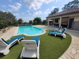 Maisons de vacances Gite Les B : photos des chambres