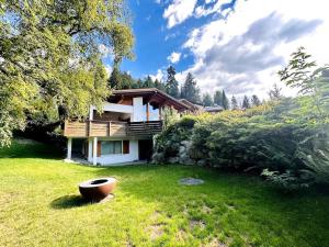 Luxury Chalet in Laax with Stunning Views