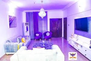 Queen Esther's Luxury Apartment - Ankuru