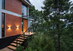 LohonoStays Villa Amani 8A