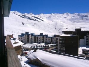 Charmant appartement 4 pers. 40m², style montagne moderne, proche commodités aux Belleville - FR-1-545-47