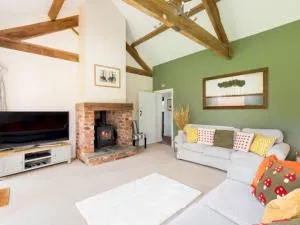 CV35 8AT The Barns Hampton Lucy · Peaceful 2Bed Retreat in Hampton Lucy Parking Pass The Keys - Charlecote