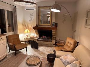 Maisons de vacances A SUARELLA - Villa climatisee - 4 chambres - piscine chauffee : photos des chambres