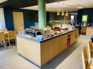 Hotels Brit Hotel Reims Croix Blandin : photos des chambres
