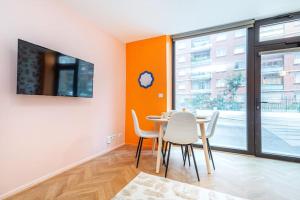 Appartement Coloré aux portes des Buttes Chaumont