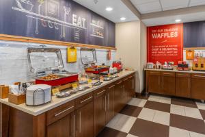 Hampton Inn & Suites Selma-San AntonioRandolph AFB