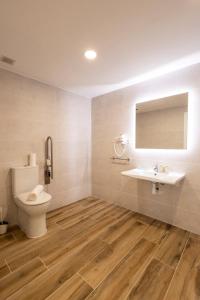 Cortes Suites by Concept Flats