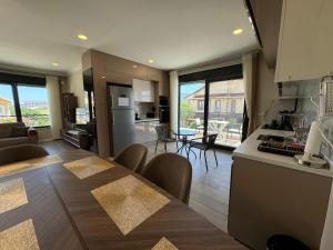 Luxurious 3BR Izmit Apartments- Mountain View