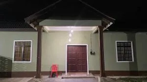 Family PCB Homestay - Kampong Semut Api