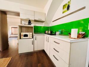 Joy City Stay Spacious