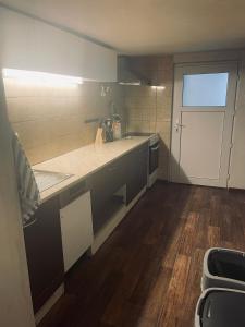 Celý dům + zahrada