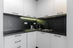 Elegant 2 Bedrooms Flat 5 minutes from the sea & free parking