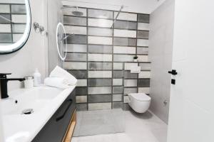 The gravel beach & bike apartment