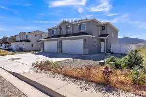 The Ideal Getaway home - 雪松城