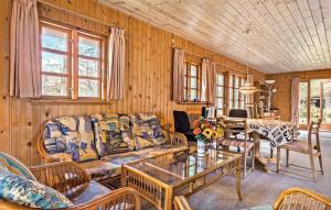 4 Bedroom Pet Friendly Home In Thyholm