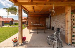 4 Bedroom Nice Home In Gospic 