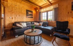 4 Bedroom Nice Home In Gospic 