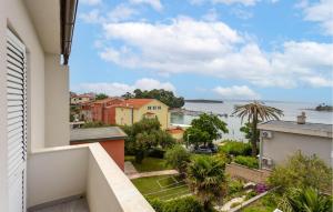3 Bedroom Awesome Home In Banjol 