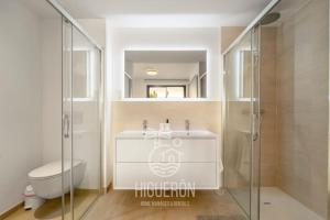 HigueronRentals Camina a la playa