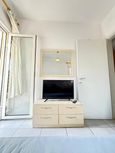 The Cozy Nest - Fully Loaded Apt