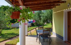 Beautiful Home In Medulin With Wifi