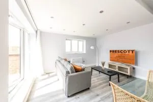 Centralised Pent House Apartment - Central - 6 Guests - 阿宾登