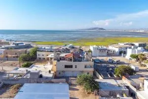 Casa Vacacional con Vistas Espectaculares, Refúgiate en la Serenidad del Mar - La Choya
