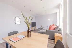 Modern Morris Mews - High Spec - 7 Guests - 阿宾登